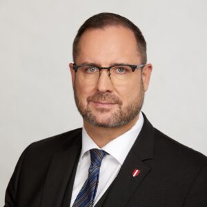 Pilnacek-Ausschuss: FPÖ legt Maulkorb-Papier vor