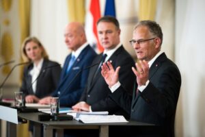 Spar-Hammer: Regierung schnürt Milliarden-Paket