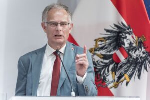 SPÖ-Machtkampf: Marterbauer wiegelt Debatte ab